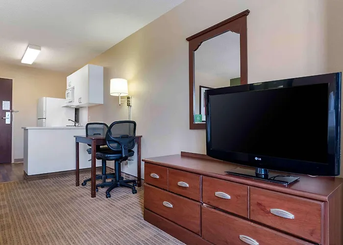 Extended America Select - Chicago - Hotel Hanover Park